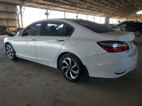 1HGCR2F8XGA054276 2016 HONDA ACCORD - Image 2