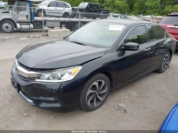 1HGCR2F8XGA061471 2016 HONDA ACCORD - Image 2