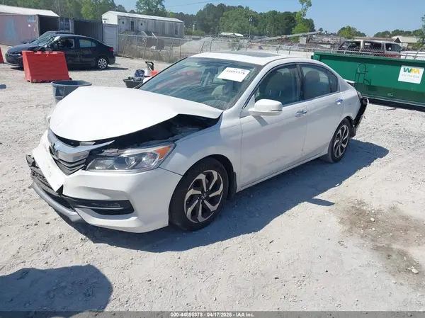 1HGCR2F8XGA090789 2016 HONDA ACCORD - Image 2