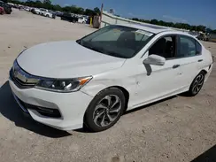 1HGCR2F8XGA110832 2016 HONDA ACCORD