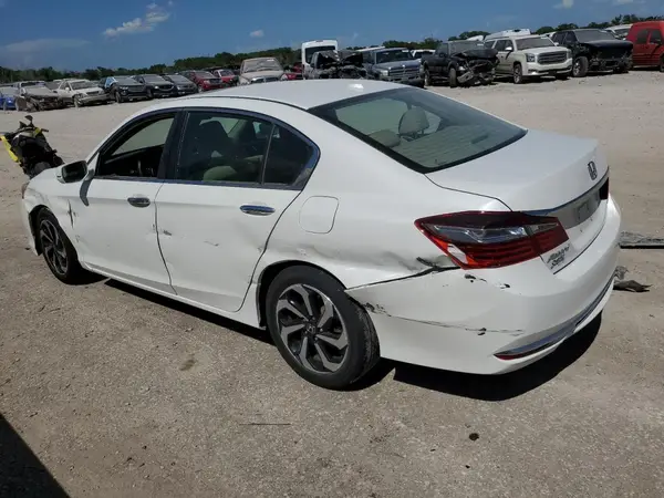 1HGCR2F8XGA110832 2016 HONDA ACCORD - Image 2