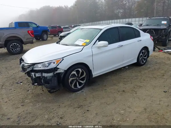 1HGCR2F8XGA111446 2016 HONDA ACCORD - Image 2