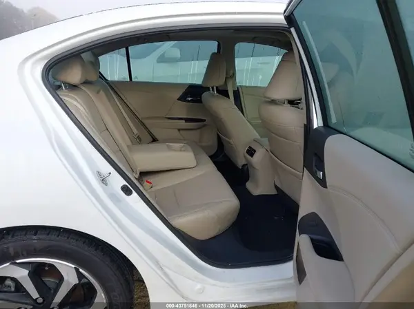 1HGCR2F8XGA111446 2016 HONDA ACCORD - Image 8