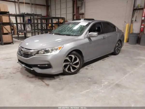 1HGCR2F8XGA120342 2016 HONDA ACCORD - Image 2
