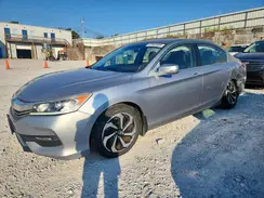 1HGCR2F8XGA133897 2016 HONDA ACCORD