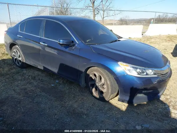 1HGCR2F8XGA184820 2016 HONDA ACCORD - Image 1