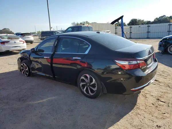 1HGCR2F8XHA015219 2017 HONDA ACCORD - Image 2