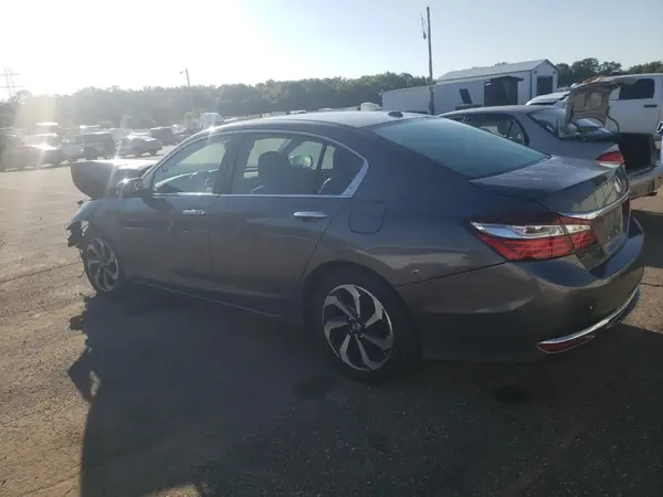 1HGCR2F8XHA040153 2017 HONDA ACCORD - Image 2