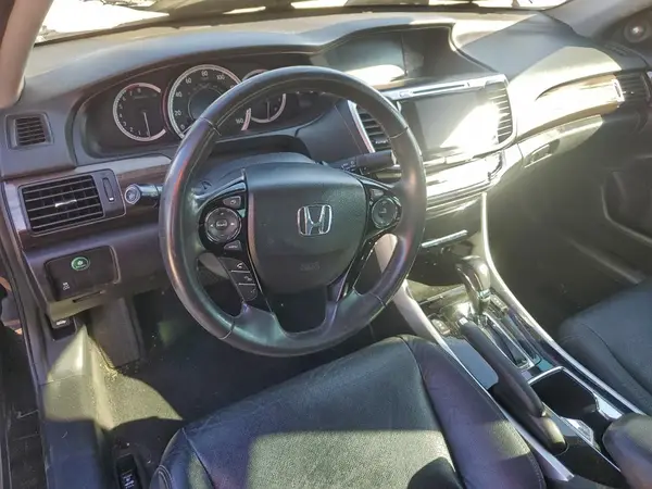 1HGCR2F8XHA054585 2017 HONDA ACCORD - Image 8
