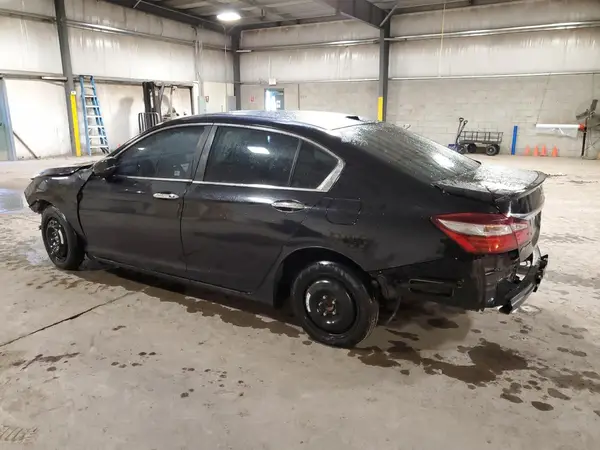 1HGCR2F8XHA069944 2017 HONDA ACCORD - Image 2