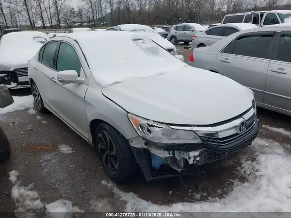 1HGCR2F8XHA079146 2017 HONDA ACCORD - Image 1