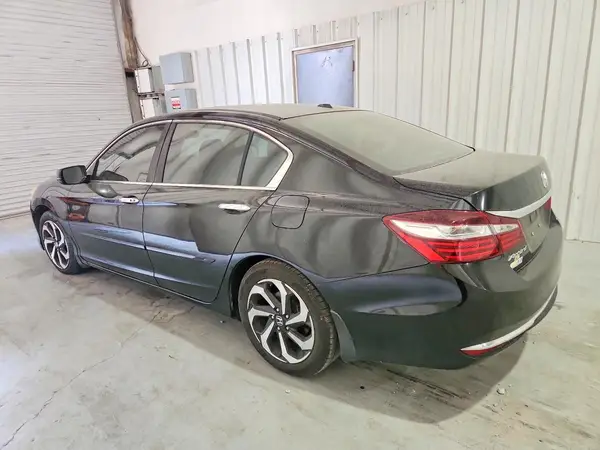 1HGCR2F8XHA106362 2017 HONDA ACCORD - Image 2
