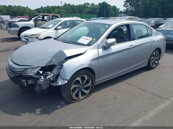 1HGCR2F8XHA110721 2017 HONDA ACCORD - Image 2
