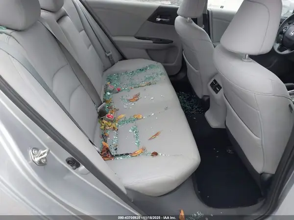 1HGCR2F8XHA123615 2017 HONDA ACCORD - Image 8