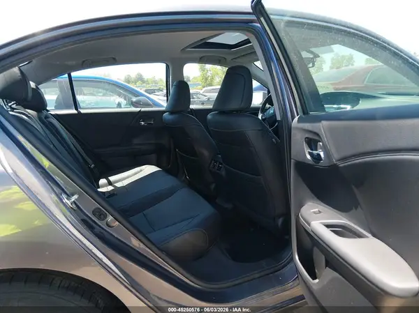 1HGCR2F8XHA131505 2017 HONDA ACCORD - Image 8