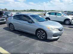1HGCR2F8XHA140124 2017 HONDA ACCORD