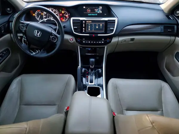 1HGCR2F8XHA147719 2017 HONDA ACCORD - Image 8