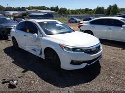 1HGCR2F8XHA154198 2017 HONDA ACCORD