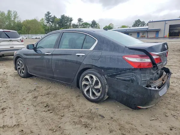 1HGCR2F8XHA157067 2017 HONDA ACCORD - Image 2