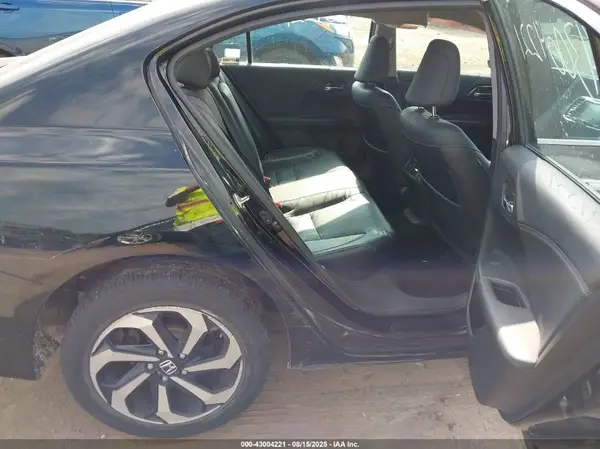 1HGCR2F8XHA164374 2017 HONDA ACCORD - Image 8