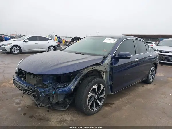 1HGCR2F8XHA188285 2017 HONDA ACCORD - Image 2