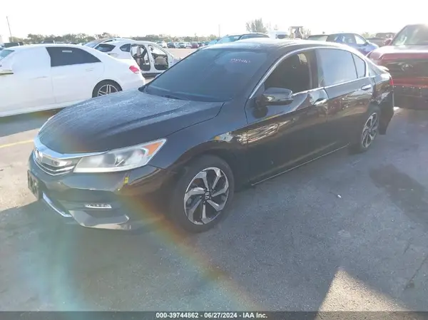 1HGCR2F8XHA196581 2017 HONDA ACCORD - Image 2