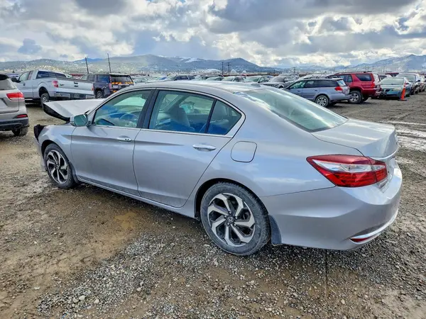 1HGCR2F8XHA218174 2017 HONDA ACCORD - Image 2