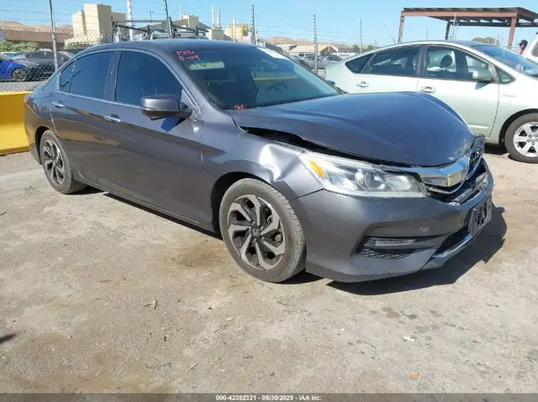 1HGCR2F8XHA235508 2017 HONDA ACCORD - Image 1