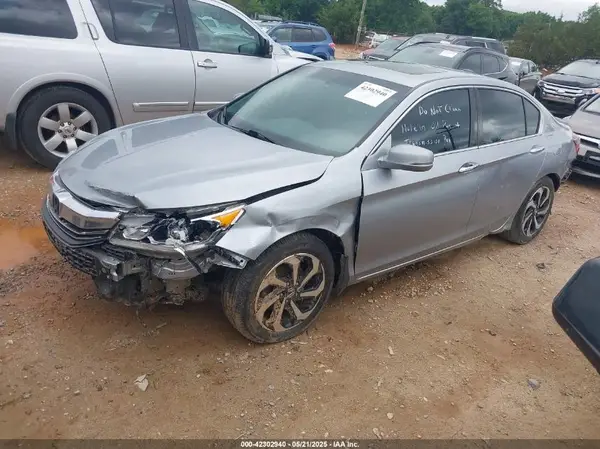 1HGCR2F8XHA254995 2017 HONDA ACCORD - Image 2
