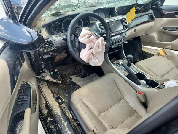 1HGCR2F8XHA256035 2017 HONDA ACCORD - Image 8