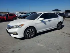 1HGCR2F8XHA277905 2017 HONDA ACCORD