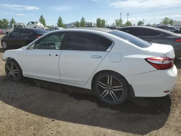 1HGCR2F8XHA805698 2017 HONDA ACCORD - Image 2