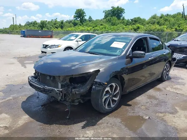 1HGCR2F90GA134002 2016 HONDA ACCORD - Image 2