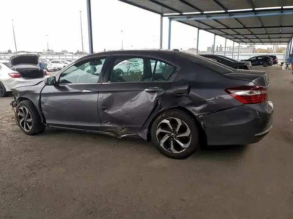 1HGCR2F90HA026058 2017 HONDA ACCORD - Image 2