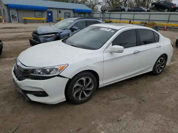 1HGCR2F90HA028523 2017 HONDA ACCORD - Image 1