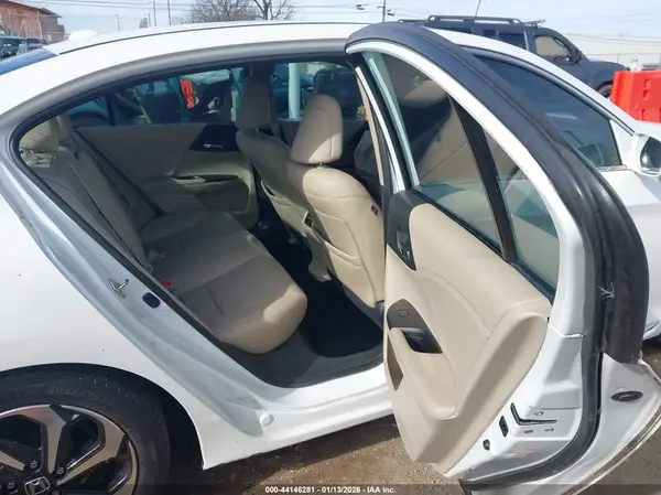 1HGCR2F90HA123650 2017 HONDA ACCORD - Image 8