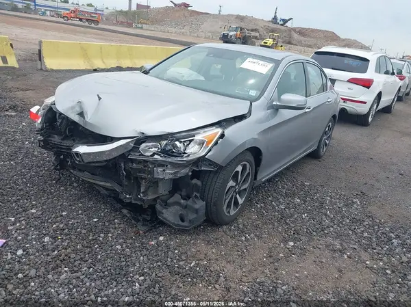 1HGCR2F91HA153904 2017 HONDA ACCORD - Image 2