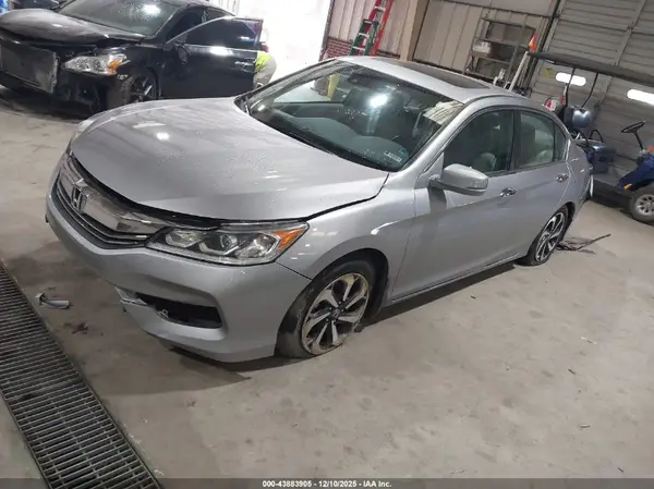 1HGCR2F92GA087412 2016 HONDA ACCORD - Image 2