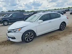 1HGCR2F92GA168667 2016 HONDA ACCORD