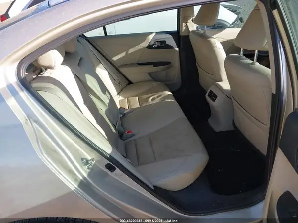 1HGCR2F92GA207113 2016 HONDA ACCORD - Image 8