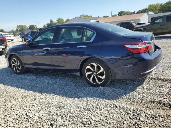 1HGCR2F92HA169366 2017 HONDA ACCORD - Image 2