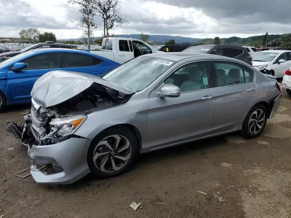 1HGCR2F92HA288437 2017 HONDA ACCORD - Image 1