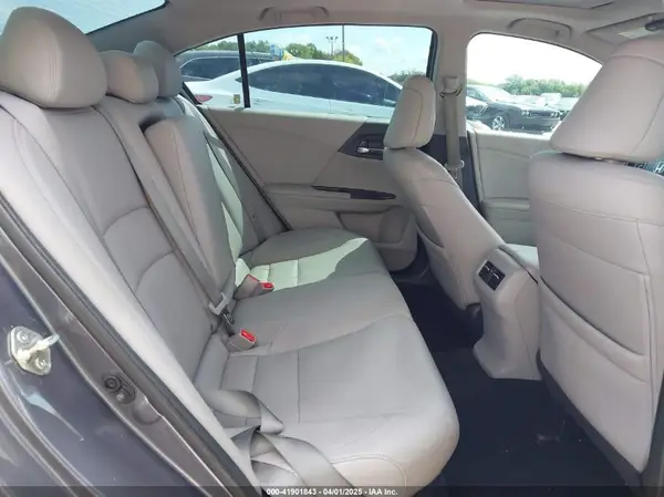 1HGCR2F93GA009009 2016 HONDA ACCORD - Image 8