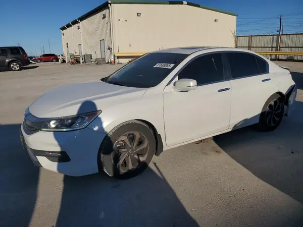 1HGCR2F93GA069646 2016 HONDA ACCORD - Image 1