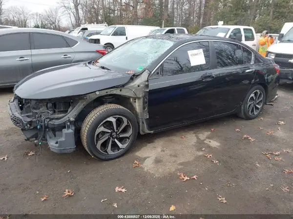 1HGCR2F93GA226818 2016 HONDA ACCORD - Image 2