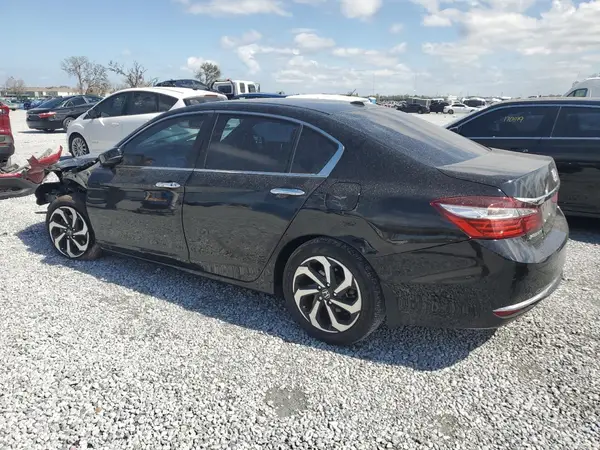 1HGCR2F93HA002515 2017 HONDA ACCORD - Image 2