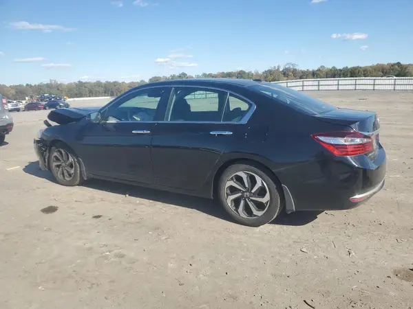 1HGCR2F93HA075979 2017 HONDA ACCORD - Image 2