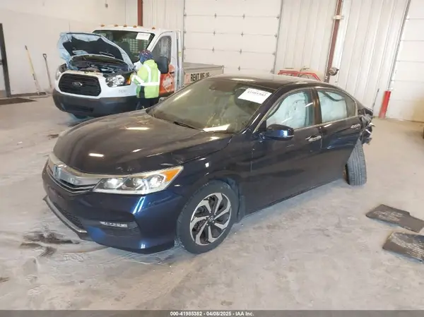 1HGCR2F93HA146517 2017 HONDA ACCORD - Image 2