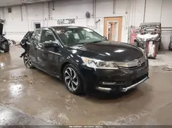 1HGCR2F93HA245600 2017 HONDA ACCORD