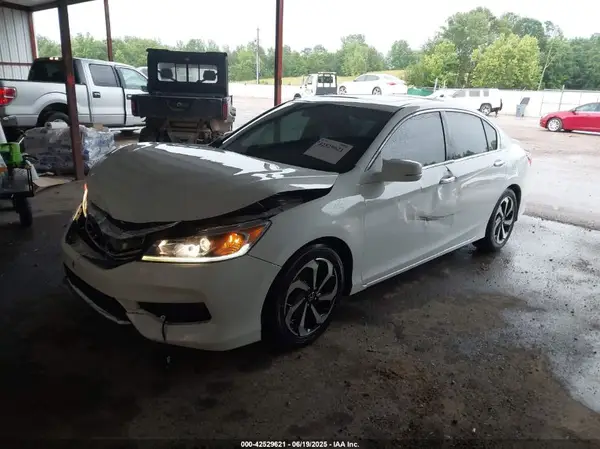 1HGCR2F94GA004109 2016 HONDA ACCORD - Image 2